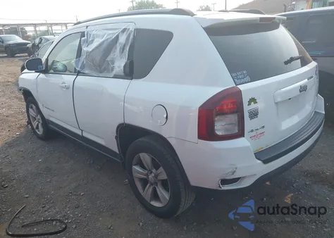 2016 Jeep Compass Latitude из США, поврежденный, VIN 1C4NJDEB7GD762510